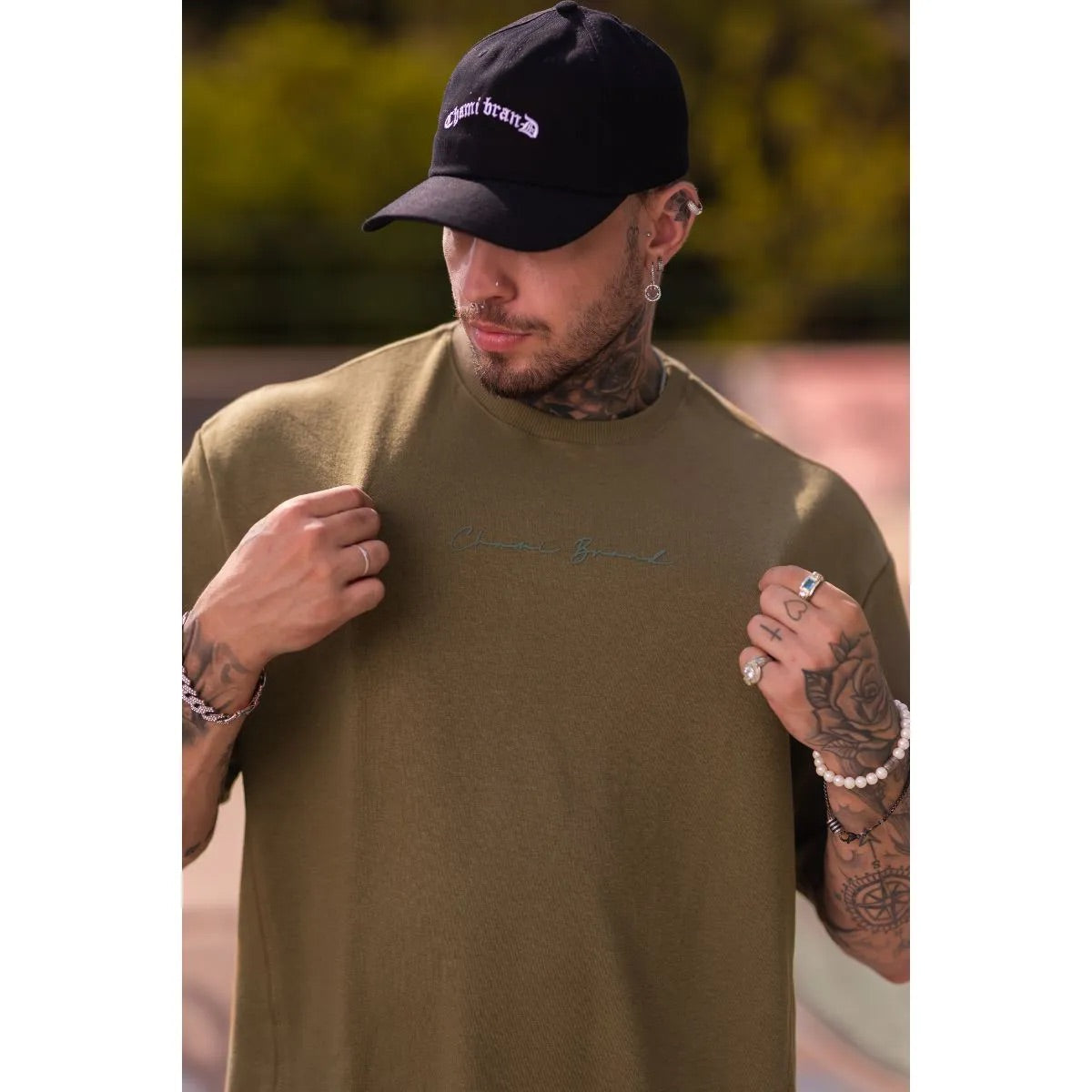 Camiseta Oversized Rugby Cutouts Chami Brand Verde Azeitona